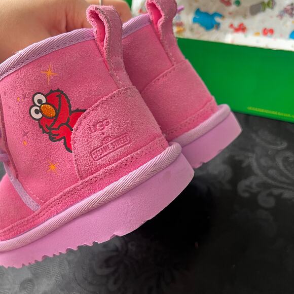 Ugg x Sesame Street neumel boots pink 9 toddler - Picture 10 of 15